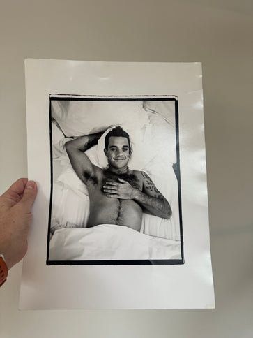 Robbie Williams print - Somebody Someday book outtake shots 2000 damaged