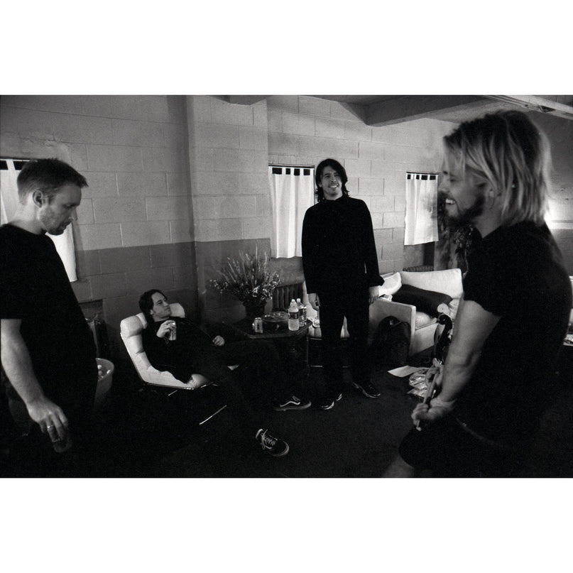 Foo Fighters - dressing room - Scarlet Page - shop