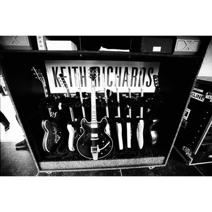 Keith Richards guitar rack - 2003 - Scarlet Page - shop